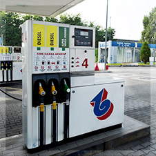 DISTRIBUTORE CARBURANTI & AUTOLAVAGGIO